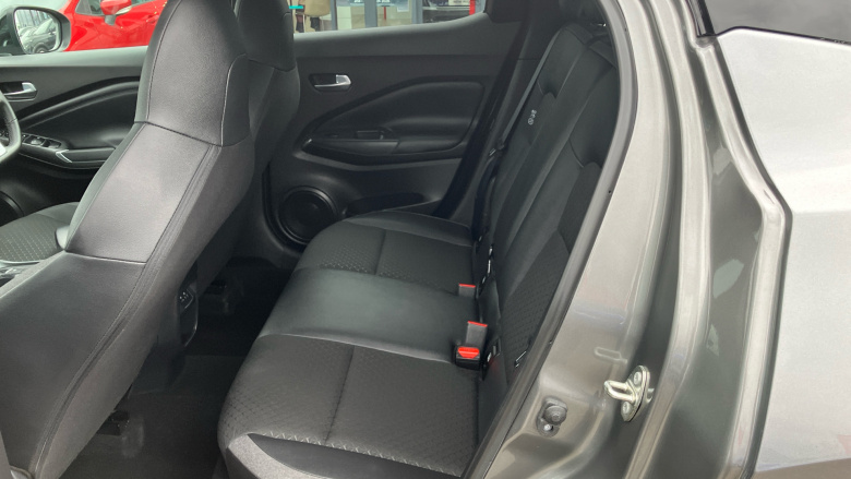 Nissan Juke 1.6 Hybrid N-Connecta 5dr Auto Hybrid Hatchback